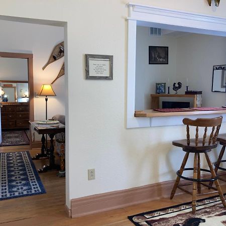 Historic Capitol Hotel Vacation Suites Downtown Buffalo Luaran gambar