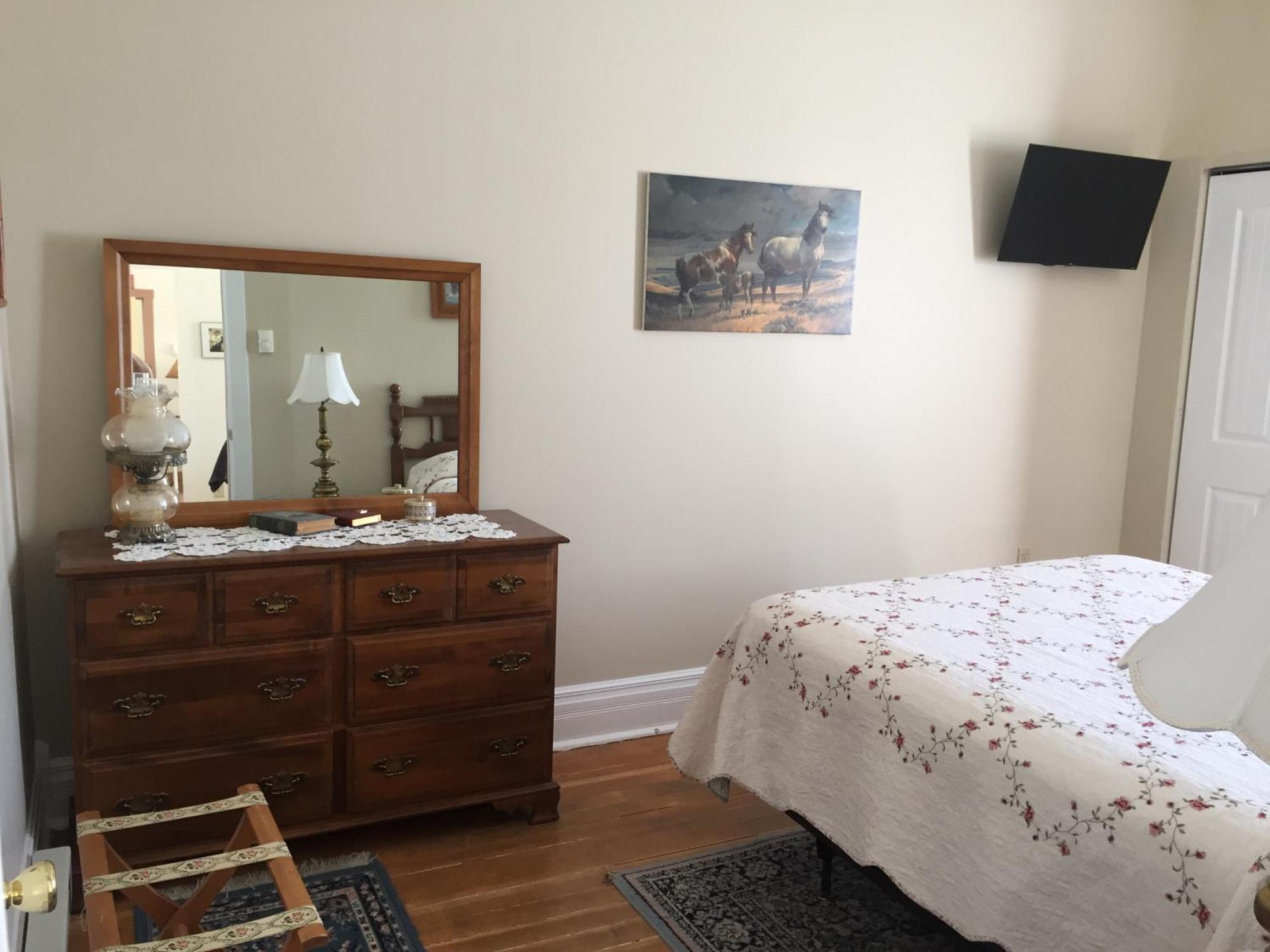 Historic Capitol Hotel Vacation Suites Downtown Buffalo Bilik gambar