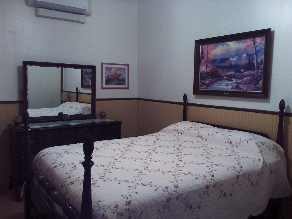 Historic Capitol Hotel Vacation Suites Downtown Buffalo Luaran gambar